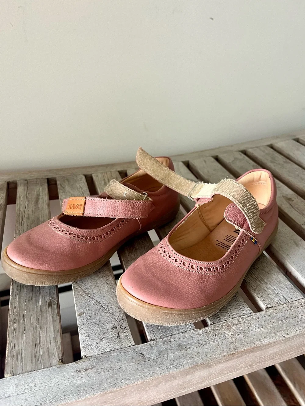 Kavat Pink Leather Mary Jane Shoes EU 31 Swedish Minimalist Kids Flats